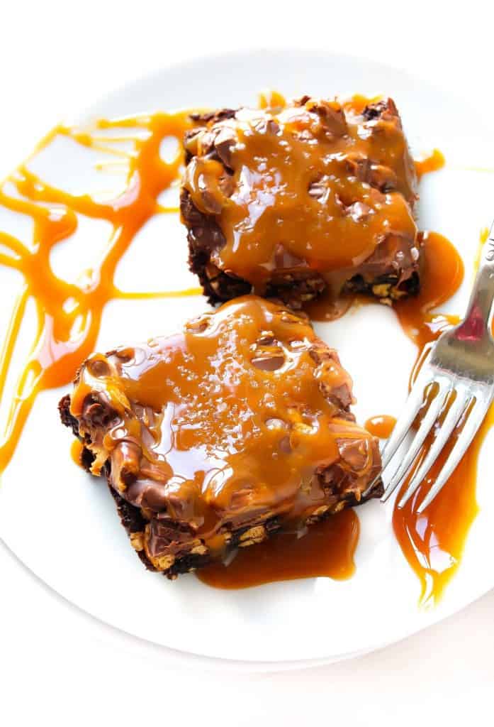 peanut-butter-cup-salted-caramel-brownies-2