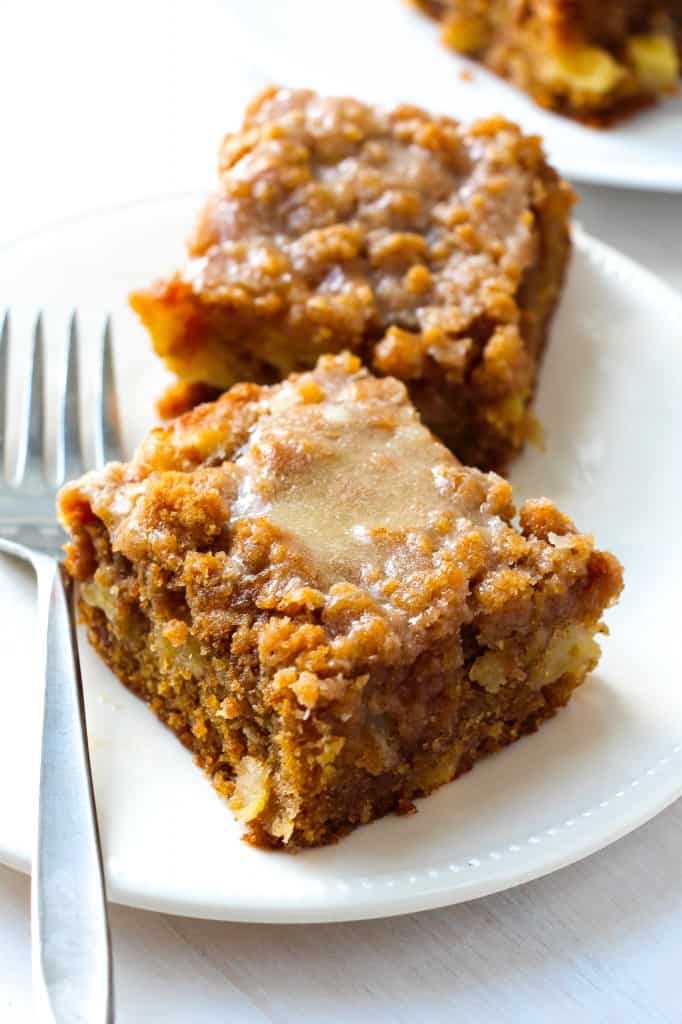 glazed-apple-crumb-cake