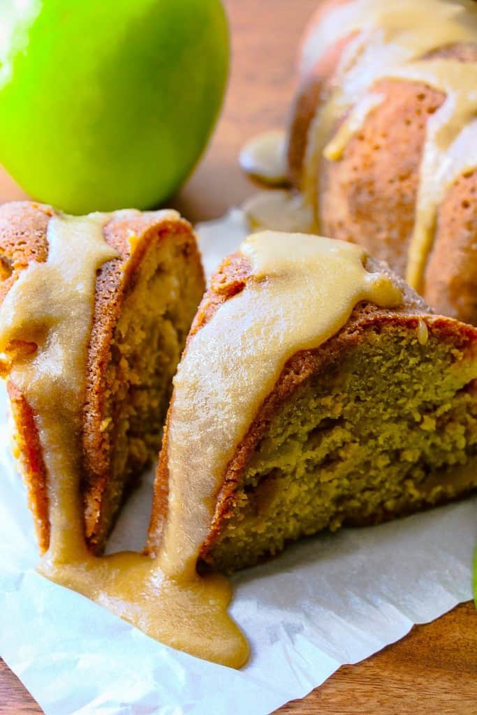 caramel-apple-bundt-cake-2