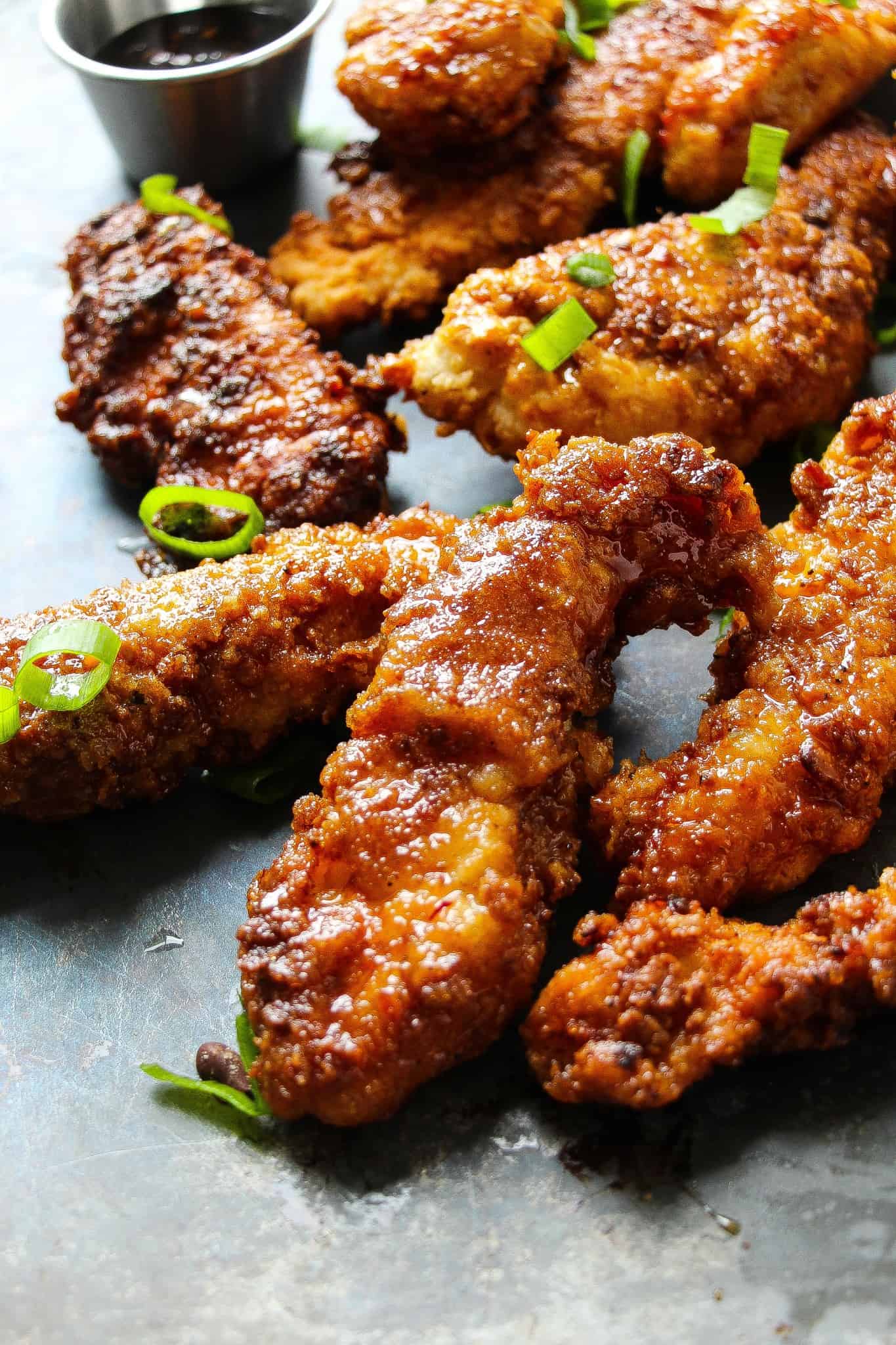 https://www.layersofhappiness.com/wp-content/uploads/2016/01/Spicy-brown-sugar-glazed-fried-chicken-strips-4.jpg