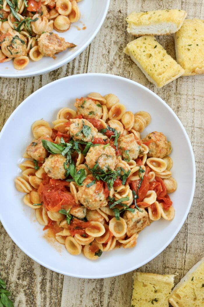 Cherry tomato pasta sauce